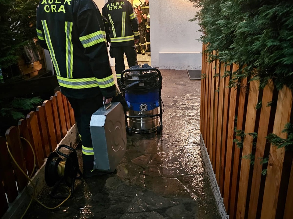 Zahlreiche Unwetter Einsätze für Feuerwehren Südtirol News