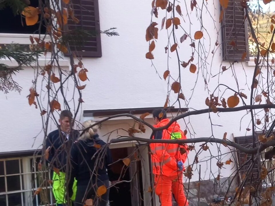 Meran Feuerwehr Findet J Hrigen Tot In Der Wohnung S Dtirol News