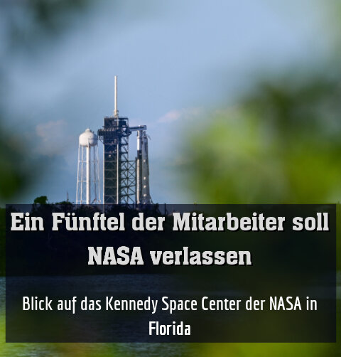 Blick auf das Kennedy Space Center der NASA in Florida