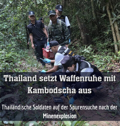 Thailändische Soldaten auf der Spurensuche nach der Minenexplosion