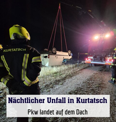Pkw landet auf dem Dach
