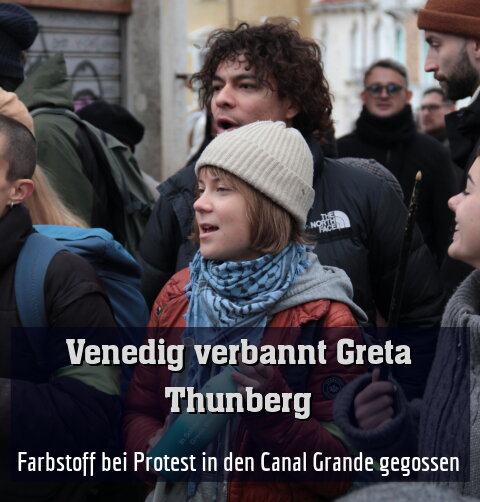 Farbstoff bei Protest in den Canal Grande gegossen