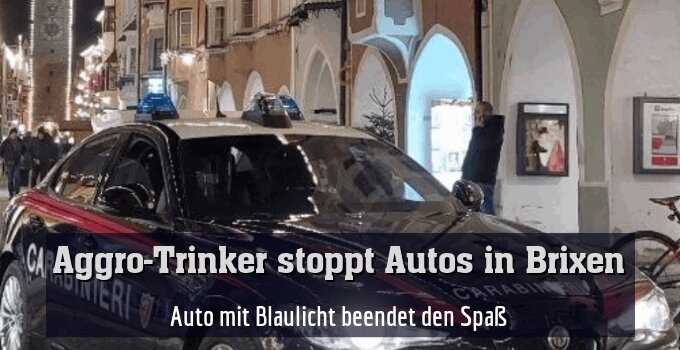 Auto mit Blaulicht beendet den Spaß