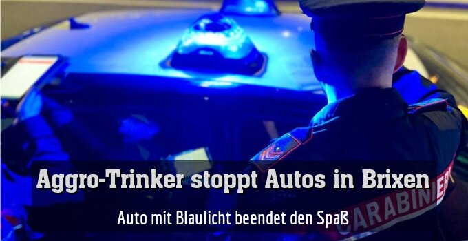 Auto mit Blaulicht beendet den Spaß