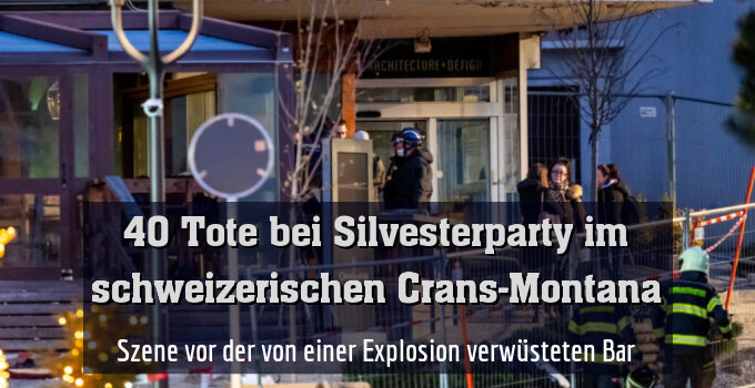Szene vor der von einer Explosion verwüsteten Bar