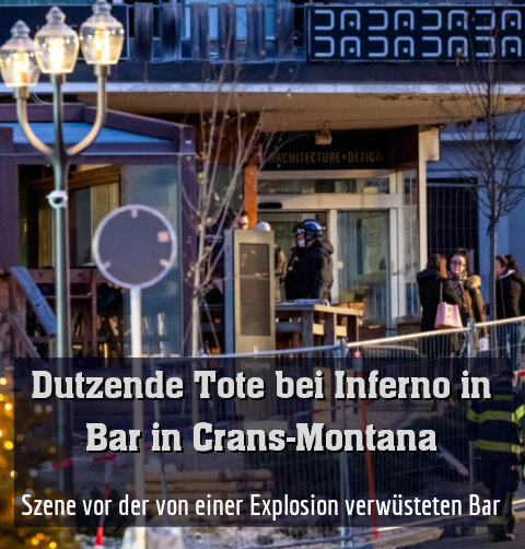 Szene vor der von einer Explosion verwüsteten Bar