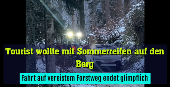 Fahrt auf vereistem Forstweg endet glimpflich