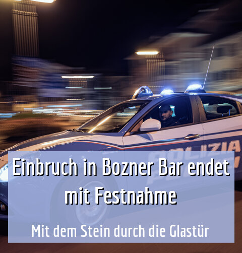 Mit dem Stein durch die Glastür