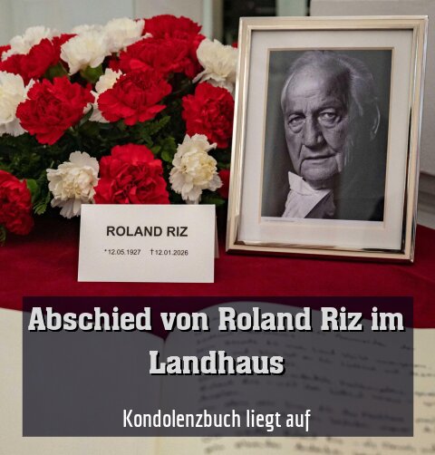 Kondolenzbuch liegt auf