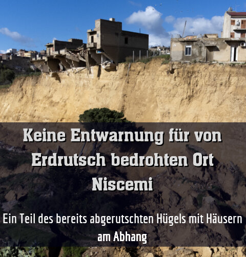 Ein Teil des bereits abgerutschten Hügels mit Häusern am Abhang