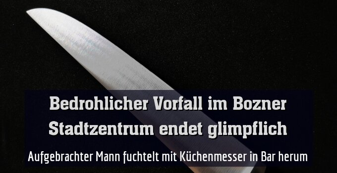 Aufgebrachter Mann fuchtelt mit Küchenmesser in Bar herum