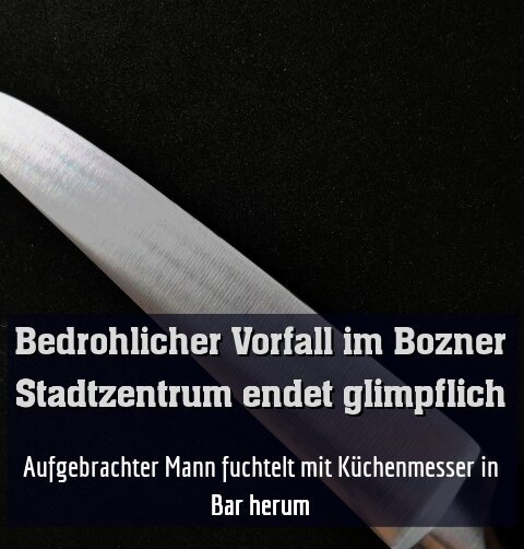 Aufgebrachter Mann fuchtelt mit Küchenmesser in Bar herum