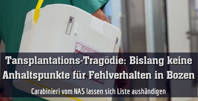 Carabinieri vom NAS lassen sich Liste aushändigen