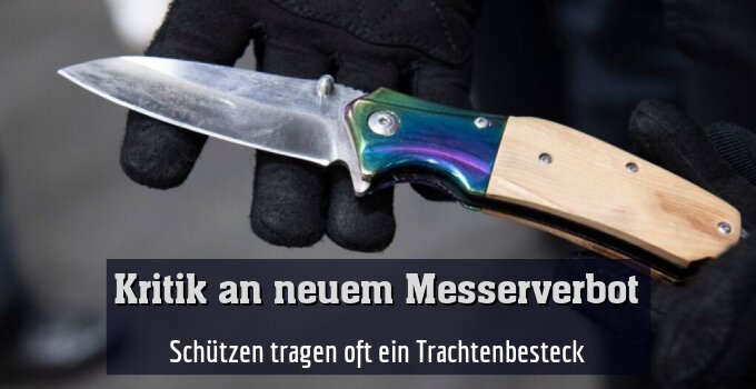 Schützen tragen oft ein Trachtenbesteck