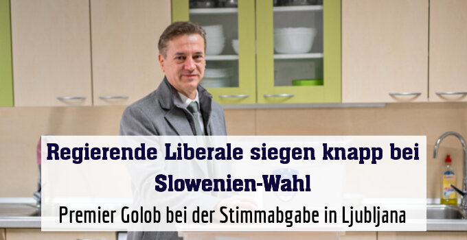 Premier Golob bei der Stimmabgabe in Ljubljana