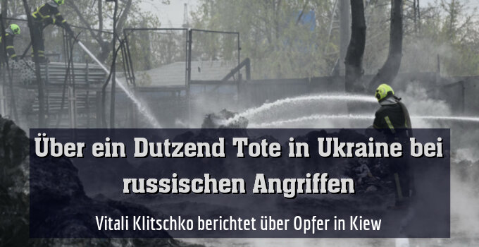 Löscharbeiten nach Angriff in Kiew