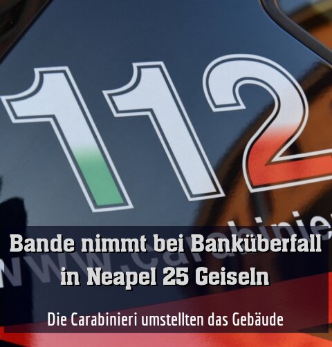 Die Carabinieri umstellten das Gebäude