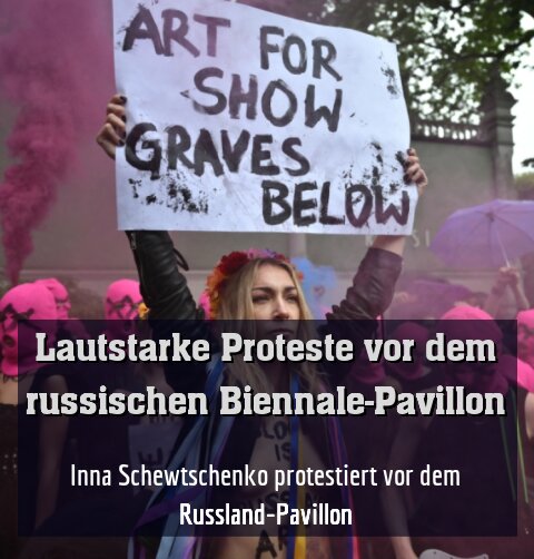 Inna Schewtschenko protestiert vor dem Russland-Pavillon