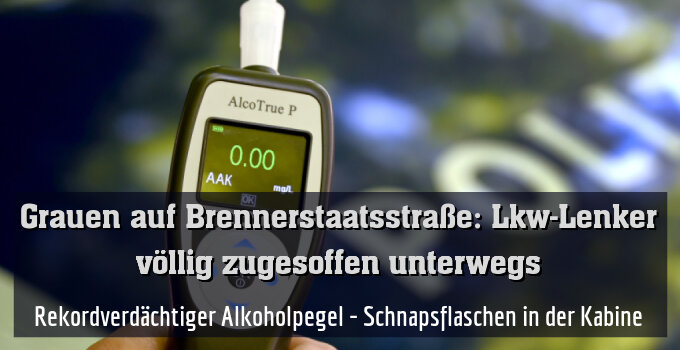 Rekordverdächtiger Alkoholpegel - Schnapsflaschen in der Kabine