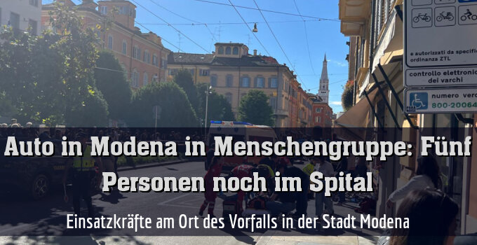 Einsatzkräfte am Ort des Vorfalls in der Stadt Modena