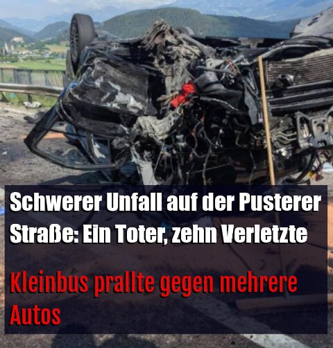 Kleinbus prallte gegen mehrere Autos