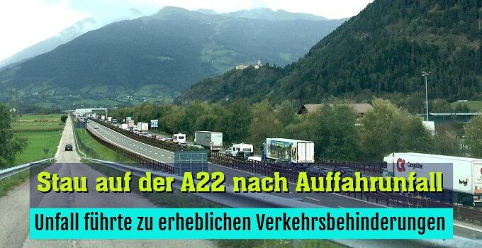 Unfall führte zu erheblichen Verkehrsbehinderungen