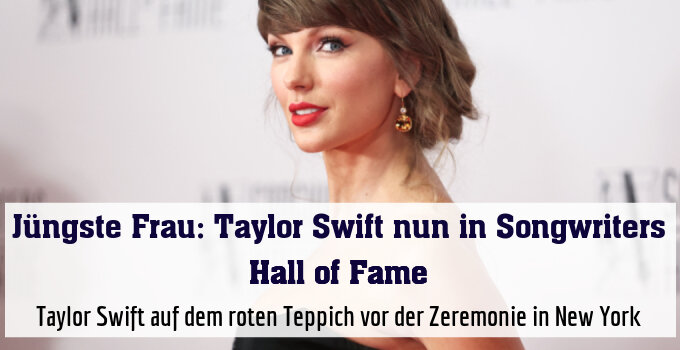 Taylor Swift auf dem roten Teppich vor der Zeremonie in New York