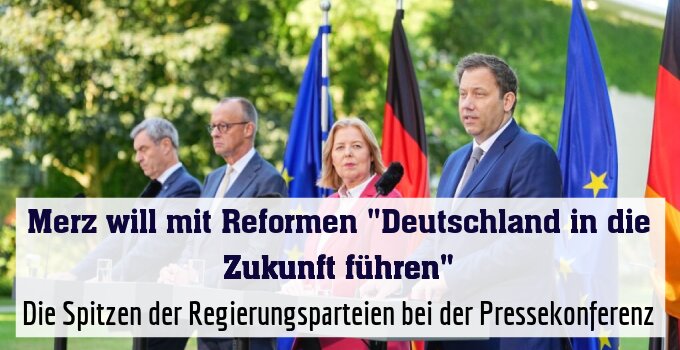 Die Spitzen der Regierungsparteien bei der Pressekonferenz