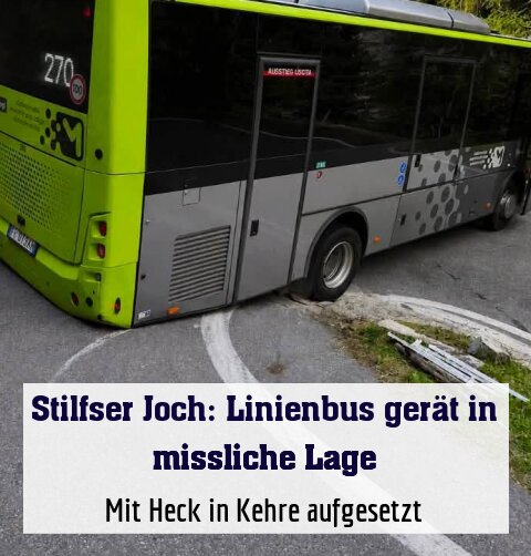 Mit Heck in Kehre aufgesetzt