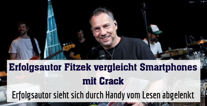 Erfolgsautor sieht sich durch Handy vom Lesen abgelenkt