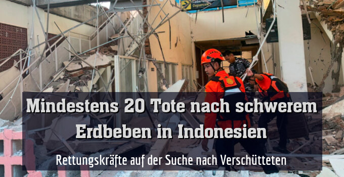 Rettungskräfte auf der Suche nach Verschütteten
