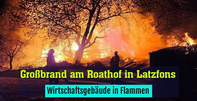 Wirtschaftsgebäude in Flammen