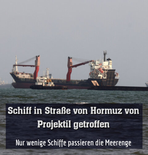 Nur wenige Schiffe passieren die Meerenge