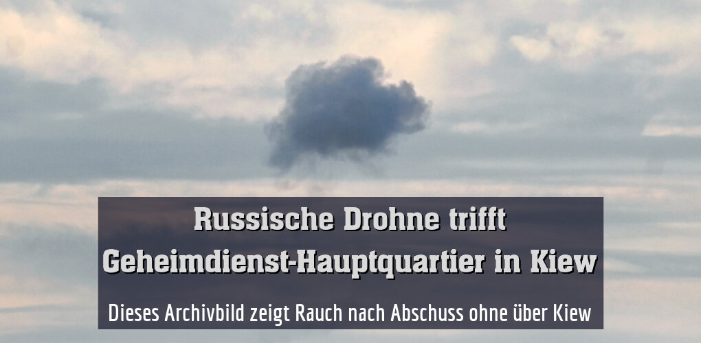 Dieses Archivbild zeigt Rauch nach Abschuss ohne über Kiew