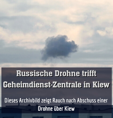Dieses Archivbild zeigt Rauch nach Abschuss einer Drohne über Kiew