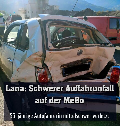 53-jährige Autofahrerin mittelschwer verletzt