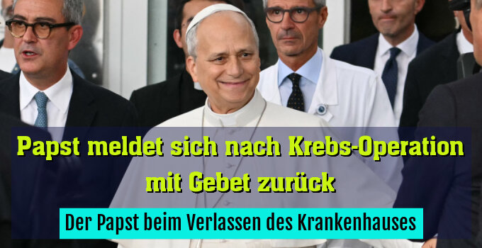 Der Papst beim Verlassen des Krankenhauses
