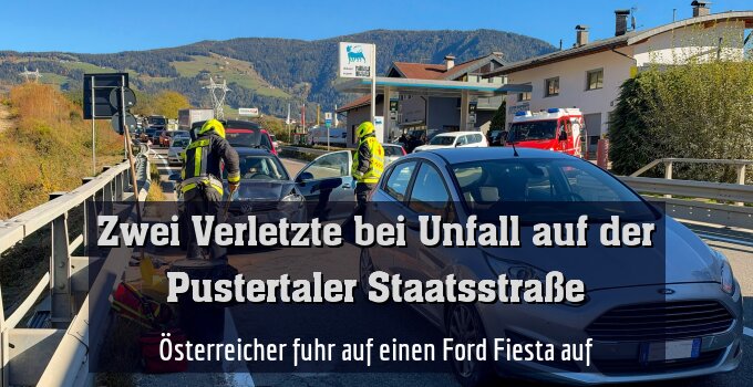 Österreicher fuhr auf einen Ford Fiesta auf
