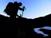 Vermisster Bergsteiger sitzt mitten in der Nacht auf der Bank einer Alm