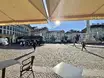 Bequem für Touristen: Reisebus parkt mitten am Waltherplatz
