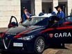 Carabinieri überführen Obdachlose mit Drogen und teurer Beute