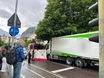 Auf Fahrrad von Lkw erfasst: A. K. [46] stirbt bei Unfall in Bozen