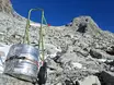 Altes Bierfass taucht in den Alpen auf