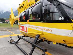 Mann bei Kollision mit Lkw schwer verletzt