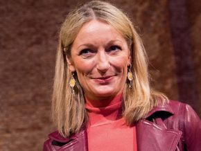 Deutsche Kabarettistin Monika Gruber kommt 2027 nach Bozen