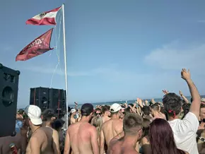 Popkonzert und Pfingsten: Lignano ergreift Maßnahmen gegen Exzesse