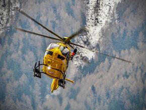 „Nachts mit dem Hubschrauber geflogen, um verbrannte Kinder zu retten“