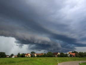 Tornado-Verdacht im deutschen Nordrhein-Westfalen