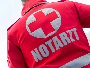 Steirer stürzt auf Sense und stirbt