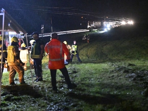 Eurocity kollidierte in Bayern mit umgestürztem Baum